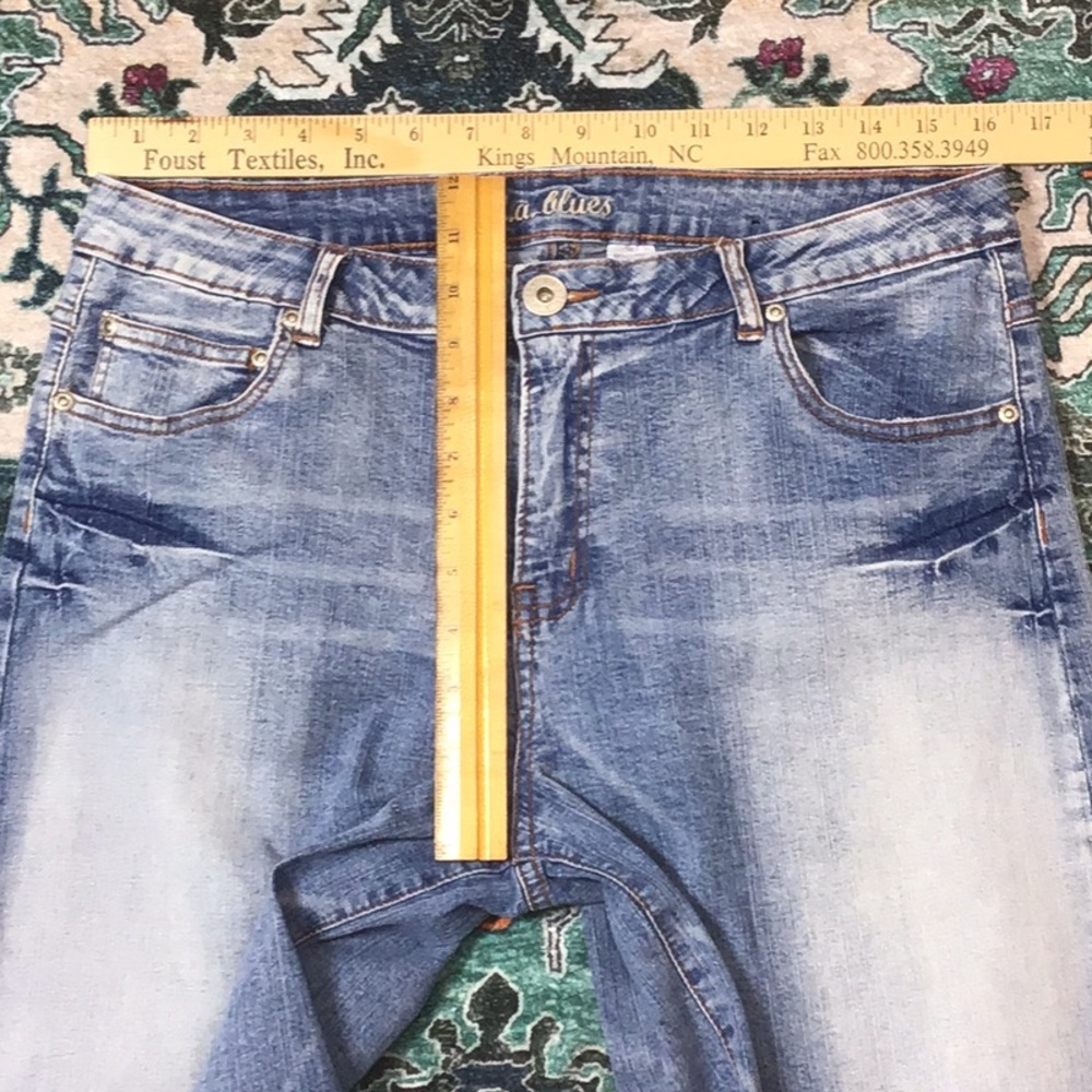 VTG 🐎 L.A. Blues ‘Gaucho Stretch’ Distressed Embroidered Capri Jeans Sz.14 - Picture 7 of 16